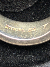 Load image into Gallery viewer, Sterling Silver Ring