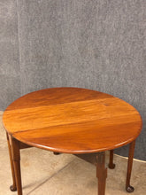 Load image into Gallery viewer, Antique Gateleg Drop Leaf Dining Table