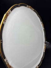 Load image into Gallery viewer, Mikasa Round Platter/Tray