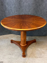 Load image into Gallery viewer, 42.5" Round English Regency Mahogany/Satinwood Tilt Top Game/Parlor Table