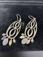 Load image into Gallery viewer, 2 Piece Silpada Sterling Silver Pierced Earrings