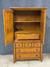 Load image into Gallery viewer, Thomasville Rustic Oak Armoire Chest