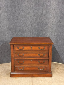 Hooker Furniture Traditional 2-Drawer Lateral File Cabinet