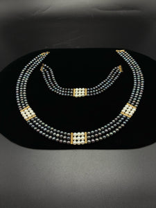 2 Piece Gold Round Pearl Gray Jewelry set
