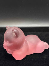 Load image into Gallery viewer, Fenton Glass Vintage Rose 1 Piece Figurine