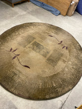 Load image into Gallery viewer, Oriental Weavers 7&#39; 10&quot; Round Area Rug