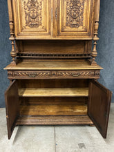 Load image into Gallery viewer, Antique Belgian Oak Cupboard