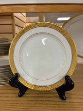 Load image into Gallery viewer, Haviland Bone China Dinnerware set