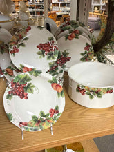 Load image into Gallery viewer, Royal Doulton Fruit White Dinnerware set