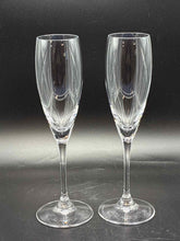 Load image into Gallery viewer, Waterford &amp; Robert Mondavi Pair of Crystal Fluted Champagne Glasses