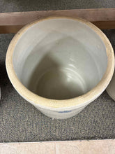 Load image into Gallery viewer, Robinson Ransbottom Stoneware Primitive Solid Beige Crock/Jug