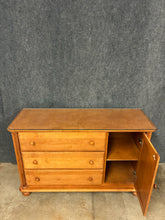 Load image into Gallery viewer, Maple 3-Drawer Dresser with Cabinet Door