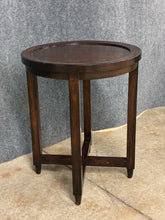 Load image into Gallery viewer, Woodbridge Round End Table