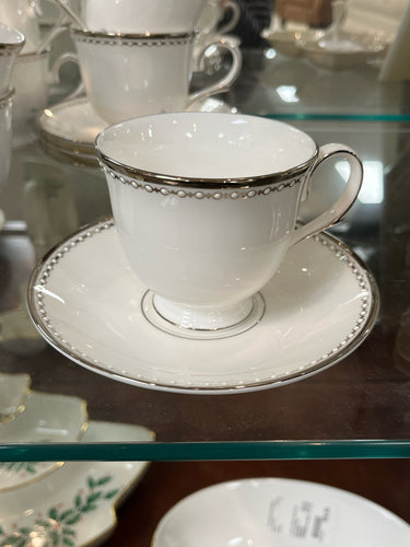 Lenox Bone China Platinum Trim White 24 Piece Cup + Saucer