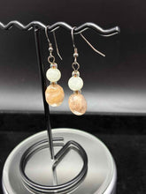 Load image into Gallery viewer, 3 Piece Beaded Irregular Quartz Pierced Peach Jewelry set