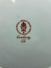Load image into Gallery viewer, Royal Crown Derby Gold Trim 5 Piece Dinnerware set