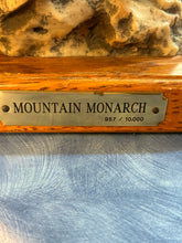 Load image into Gallery viewer, Brown Sculpture