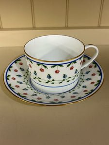 Limoges Gold Trim Dinnerware set