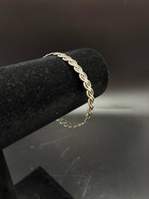 Load image into Gallery viewer, Bracelet