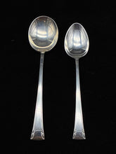 Load image into Gallery viewer, Sterling Silver Flatware set