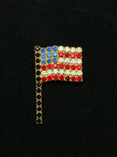Load image into Gallery viewer, Goldtone Pin