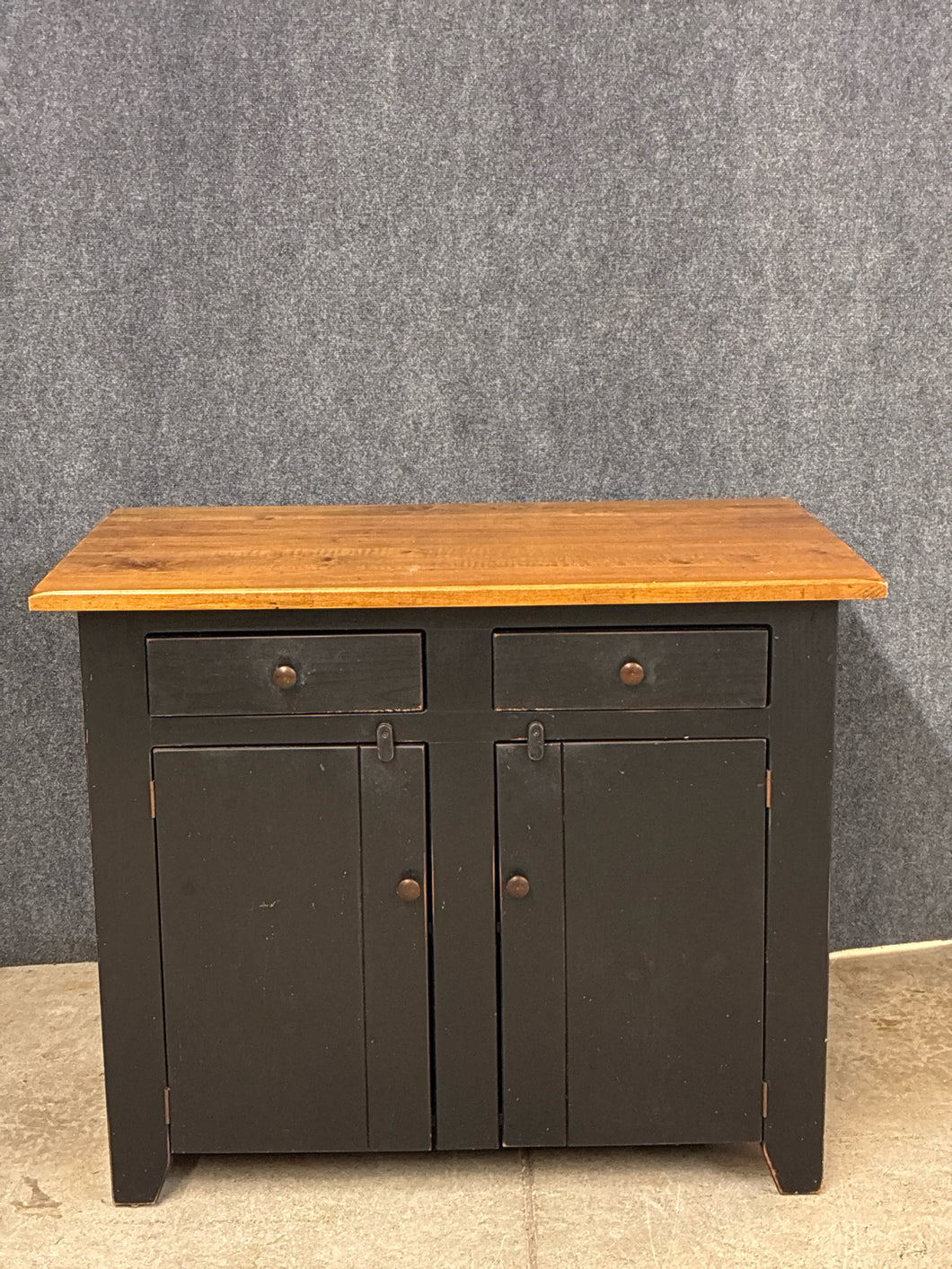 Farmhouse Style Kitchen Island