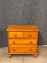 Load image into Gallery viewer, Lexington Country Style Chest