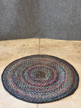 Load image into Gallery viewer, Round Multicolor Braided Rug