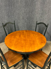 Load image into Gallery viewer, Farmhouse Style 5-Piece Dining Set