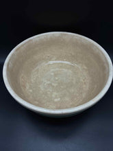 Load image into Gallery viewer, Hull 1 Piece Vintage Mixing bowl