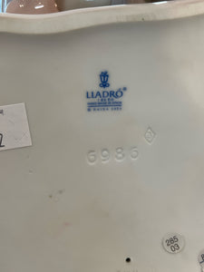Lladro Porcelain Figurine