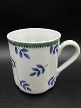 Load image into Gallery viewer, Villeroy &amp; Boch 6 Piece Mugs