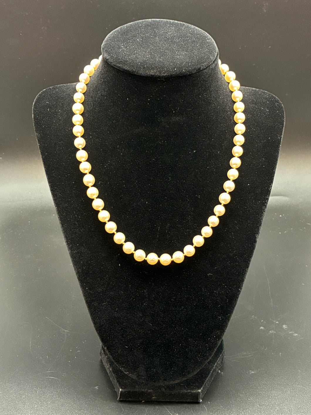 Gold Pearl Necklace