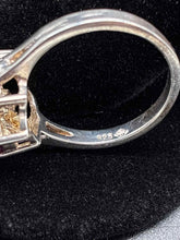 Load image into Gallery viewer, Sterling Silver Ring