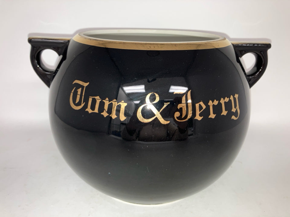 11 Piece Hall Pottery Black Beverage Set