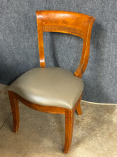 Load image into Gallery viewer, Large Round Pedestal 5 Piece Dining Set