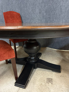 Ethan Allen Pedestal Dining Table With 4 Upholstered Chairs