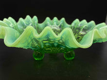Load image into Gallery viewer, Glass Vintage Green Bowl