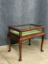 Load image into Gallery viewer, Glass-Top Curio Display Table