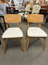 Load image into Gallery viewer, *NEW-OPEN BOX* Castlery Seb Dining Set