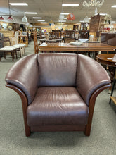 Load image into Gallery viewer, Ekornes "Manhattan" Leather Chair