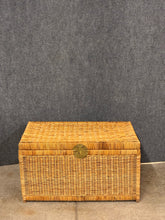 Load image into Gallery viewer, Woven Wicker Blanket Chest