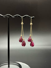 Load image into Gallery viewer, 2 Piece Gold Pierced Earrings