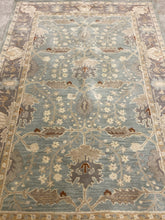 Load image into Gallery viewer, Pottery Barn Brandon Area Rug