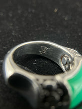 Load image into Gallery viewer, John Hardy Sterling Silver Green Ring