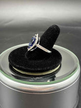 Load image into Gallery viewer, Sterling Silver Ring
