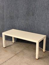 Load image into Gallery viewer, Henredon White Lacquer Coffee Table