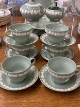 Load image into Gallery viewer, Wedgwood Green 24 Piece Tea/Coffee Set