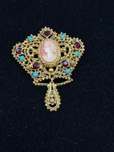 Load image into Gallery viewer, 1 Piece Filigree Rhinestone Goldtone Pin