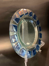 Load image into Gallery viewer, Villeroy &amp; Boch Clear Glass Blue 1 Piece Round Platter/Tray